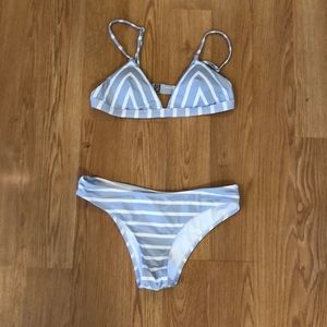 Adorable cupshe suit!